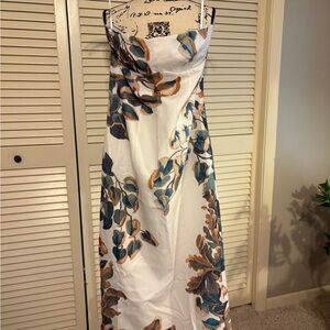 Commense Strapless Dress with Blue and Brown Floral Design